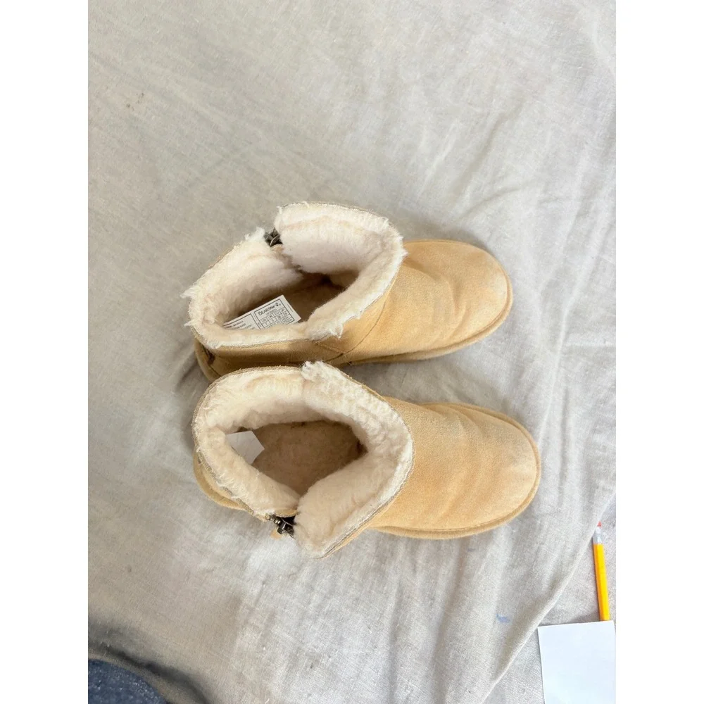 Bearpaw Women Tan Suede Ankle Boots Side Zip Wool Blend‎ Lining Size 7 26050802